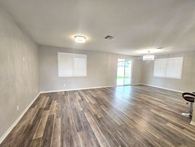 Building Photo - Beautiful house 3 bed/2 bath in Winchester