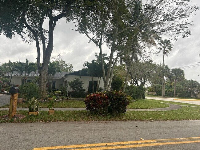 Building Photo - 2161 NW 108th Terrace