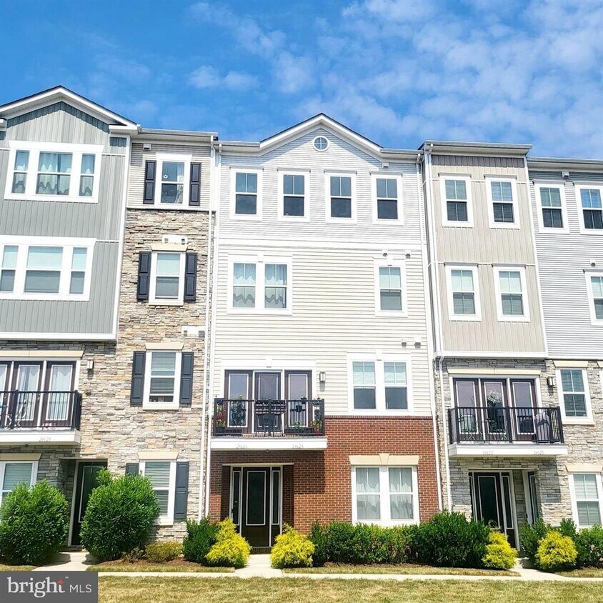 Foto principal - Welcome to your new home in the heart of Loudon County, VA!