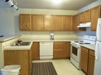 2 Bed 1 Bath Upper Center Remodel -  No Dog