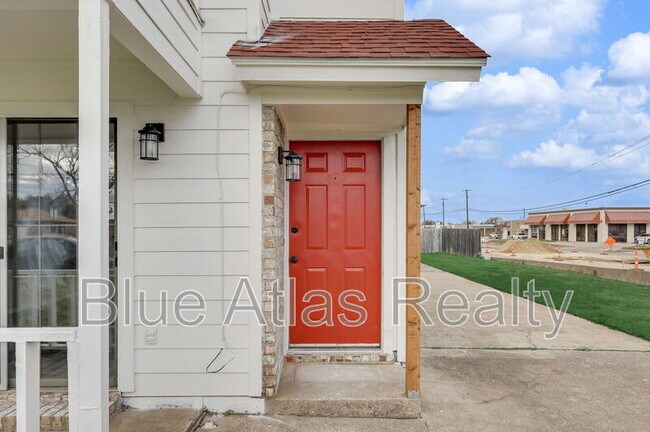 Foto del edificio - 2300 Indigo Ln