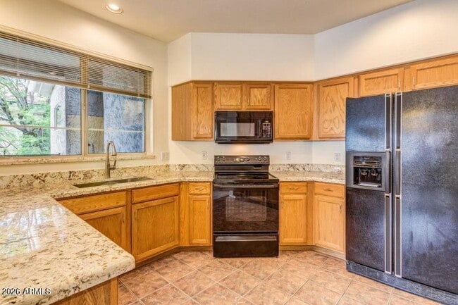 Foto del edificio - 8180 E Shea Blvd