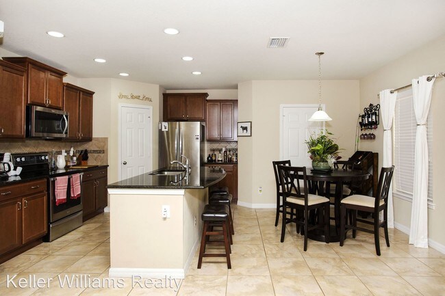 Building Photo - 2 br, 2.5 bath House - 4745 Somerset Hill Ln