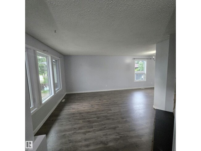 Building Photo - 2613-105A 105a St NW
