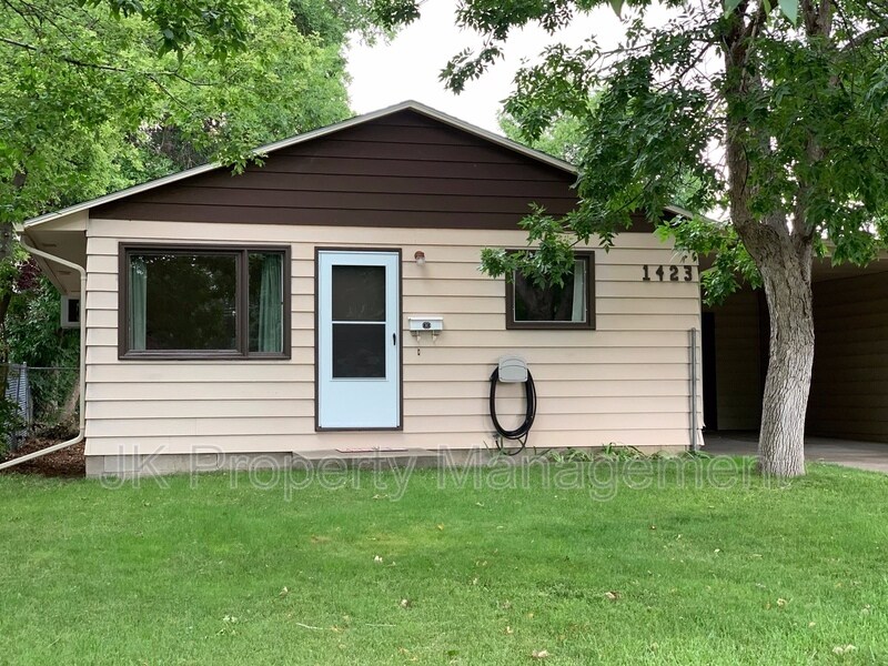 Foto principal - 1423 18th Ave S