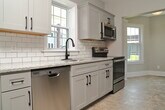 Primary Photo - 139 E State St