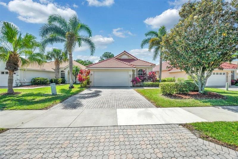 Foto principal - 422 SW Horseshoe Bay