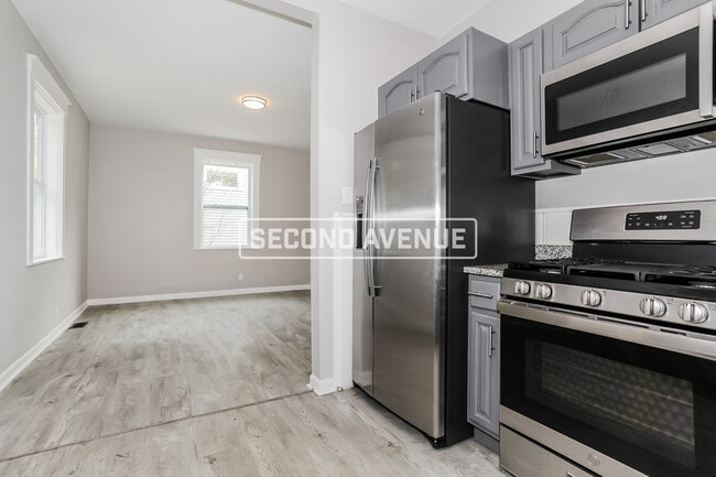 Foto del edificio - 1734 Gilsey Ave