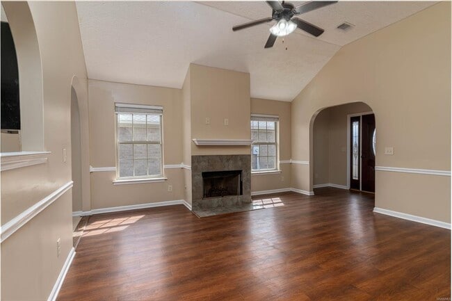 Building Photo - 1818 Cotton Blossom Way