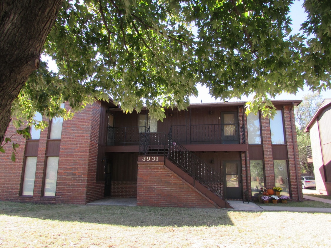 3951 Ellis S Unit 0, Wichita, KS 67216 Apartment for Rent in Wichita