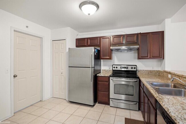 Building Photo - 29940 Heritage Pkwy