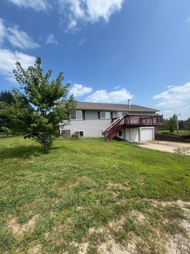 Building Photo - 13929 Harrison Rd
