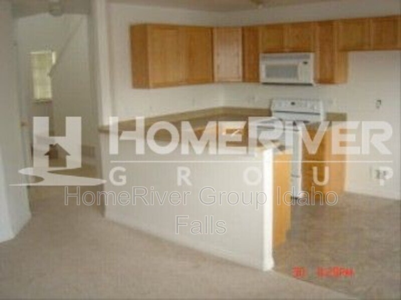Building Photo - 3728 Deloy Dr