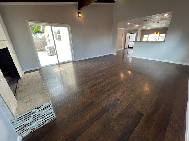 Foto del edificio - Charming Mira Mesa Home for Rent *$500.00 ...