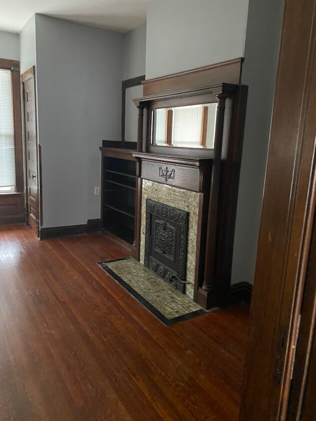 589 E Losey St, Galesburg, IL 61401 House Rental in Galesburg, IL