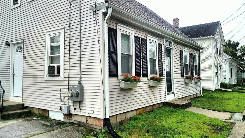 54 S Main St, Coventry, RI 02816 Room for Rent in Coventry, RI