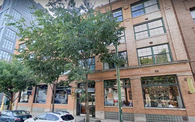 Building Photo - 110 N Peoria St