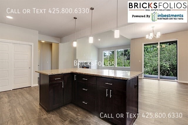 Building Photo - 9109 Carlos Wy NE