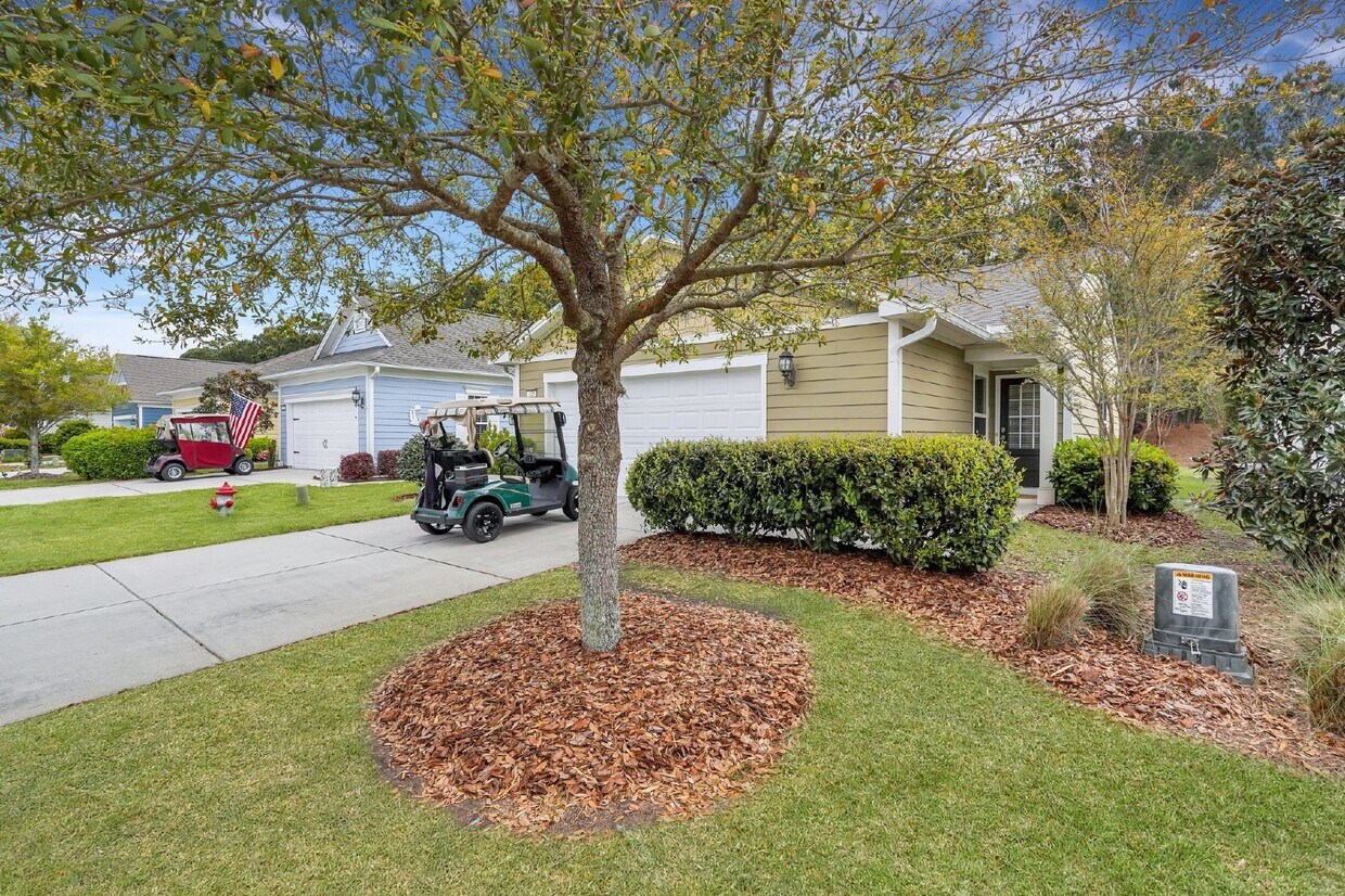 Primary Photo - "Charming 2 Bed, 2 Bath Rental Home in Sun...