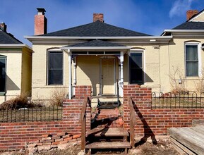 Building Photo - 217 N 1st St