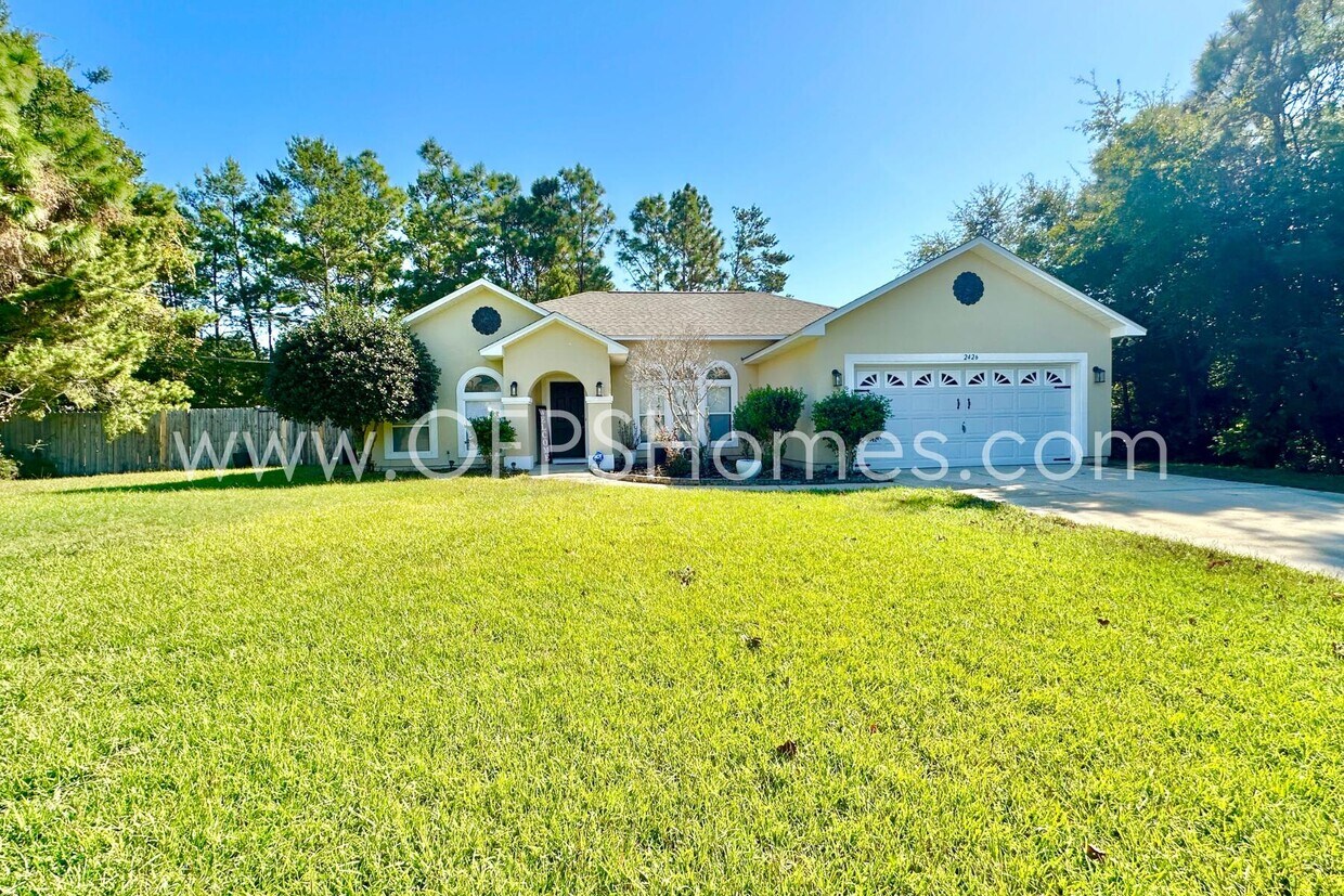 Foto principal - 2426 Houston Cir