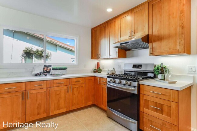 Building Photo - 3 br, 2 bath House - 2226 South Norfolk St...