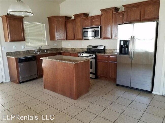 Building Photo - 3 br, 2 bath House - 10040 Spotted Eagle