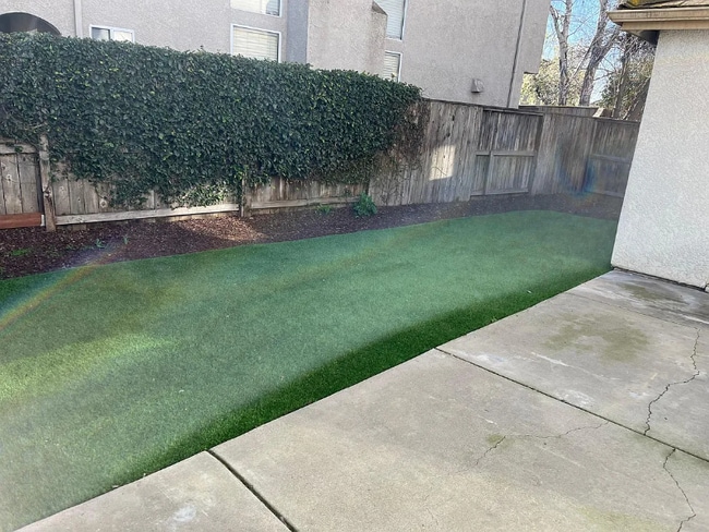 Foto del edificio - 5640 Vintage Cir