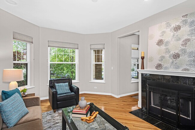 Foto del edificio - 5131 N Kenmore Ave