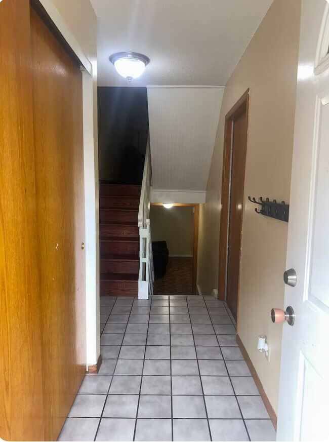 Foto del edificio - 1633 City View Dr