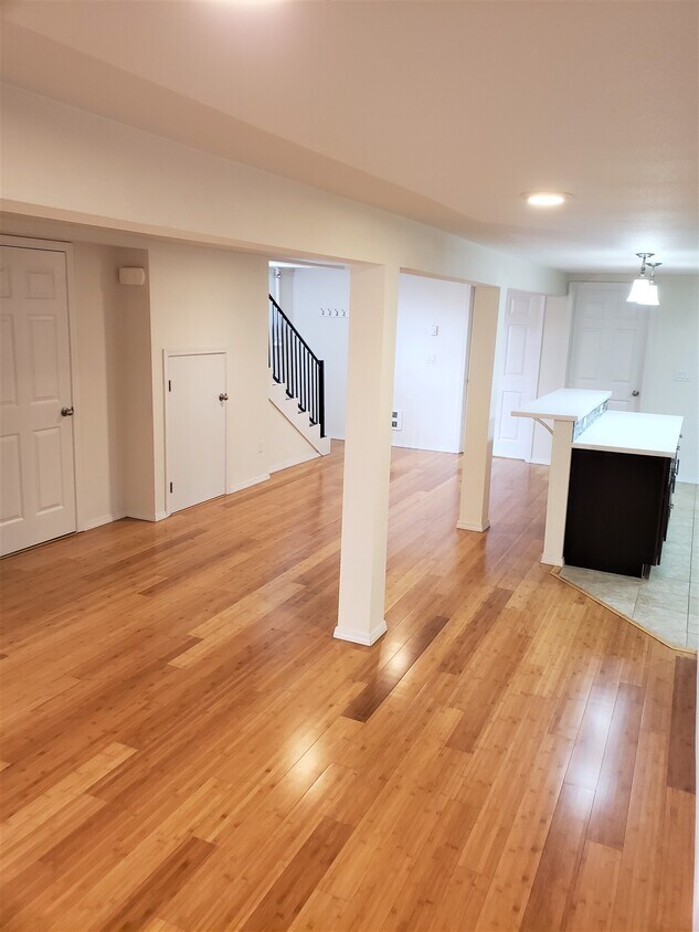 Primary Photo - 1428 16th Ave