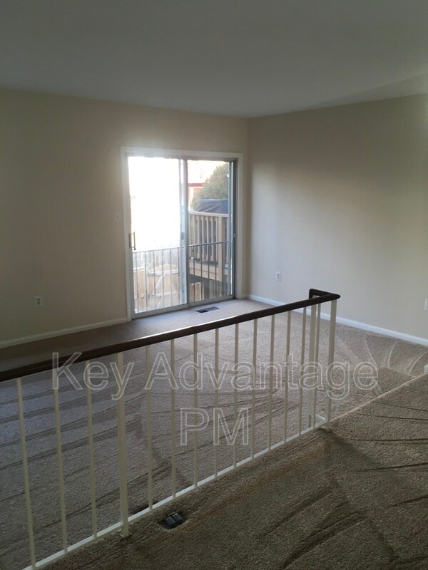 Foto del edificio - 6158 Forest Creek Ct
