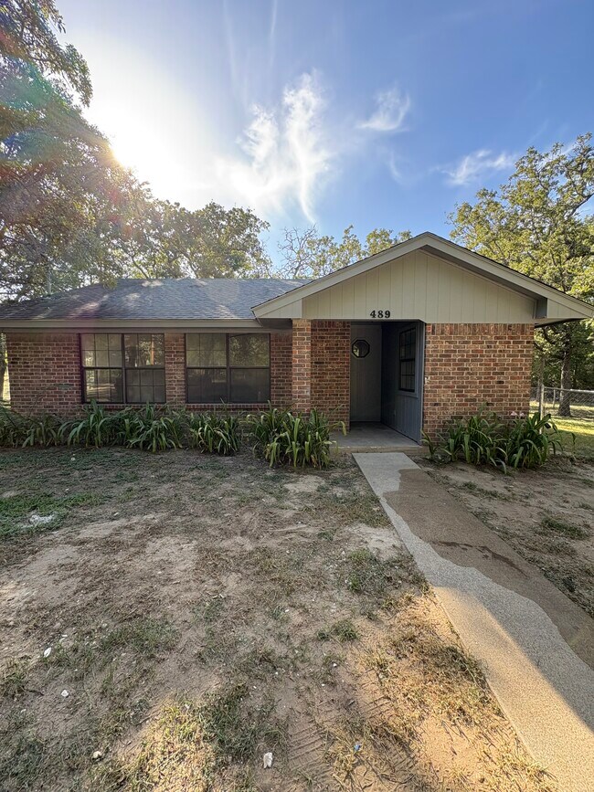 Foto del edificio - 489 Northwood Cir