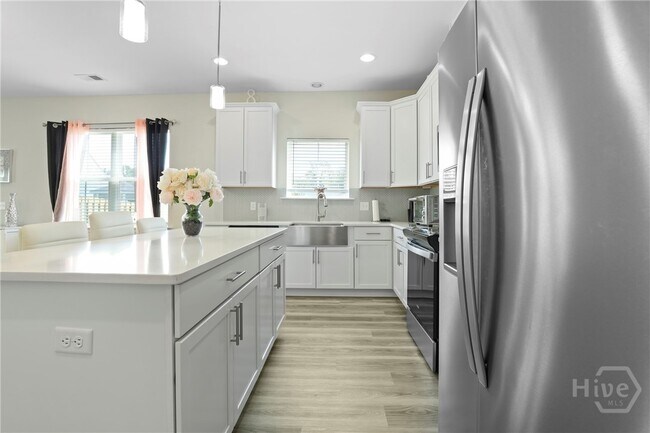Building Photo - 117 Mettler Loop