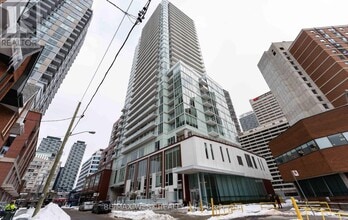 Building Photo - 33 Helendale Ave