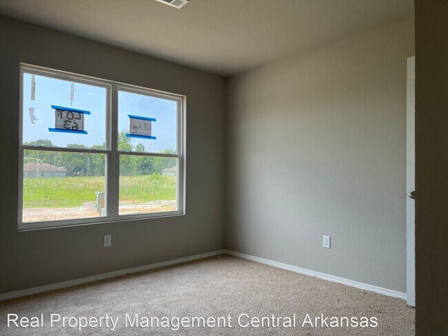 Building Photo - 4 br, 2 bath House - 118 Angel Circle
