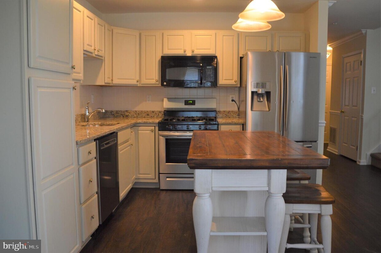 2625 Virginia Ln, Jamison, PA 18929 Townhome Rentals in Jamison PA