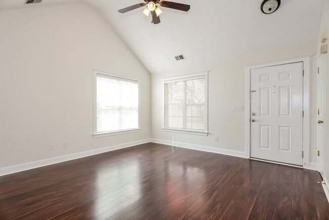 Foto del edificio - 13438 Glencreek Ln