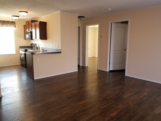 Foto del edificio - 1904 Creekstone Dr