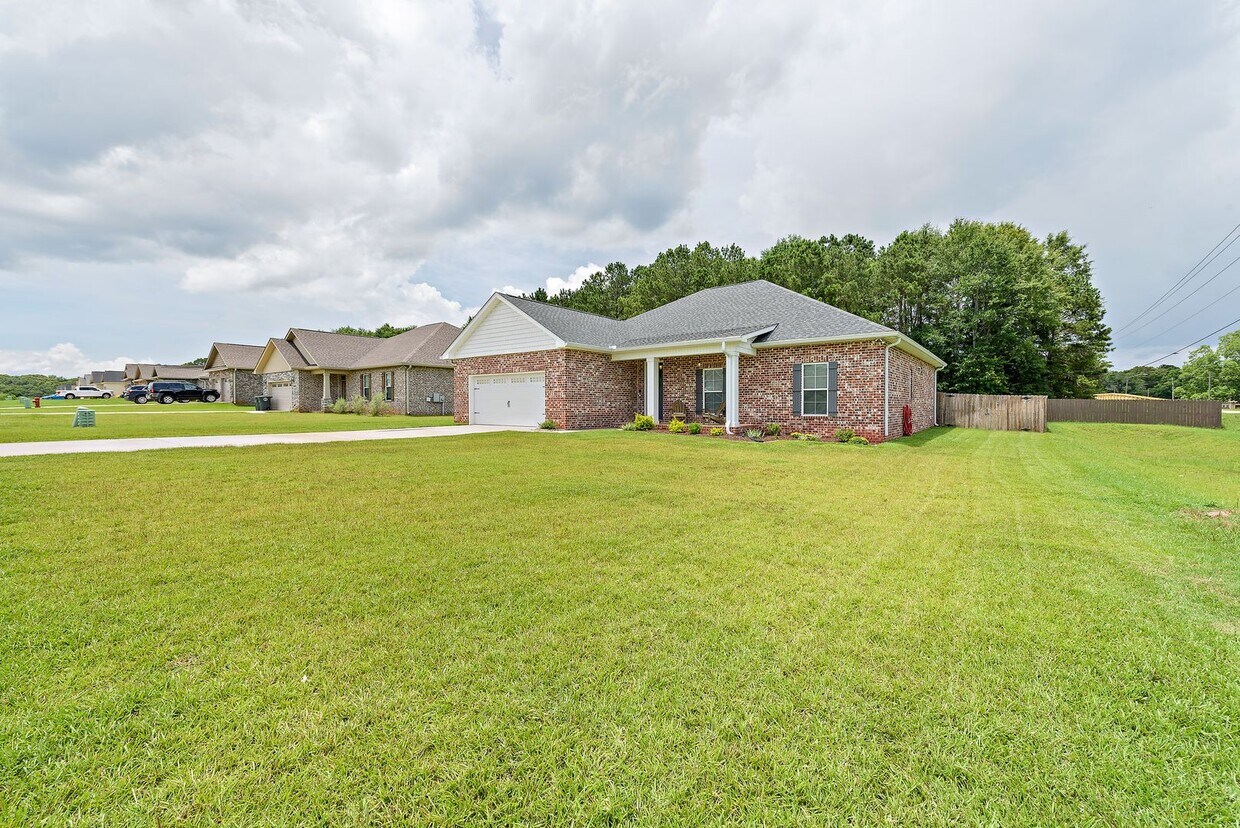 Primary Photo - Coming Soon - 100 Brichwood Place