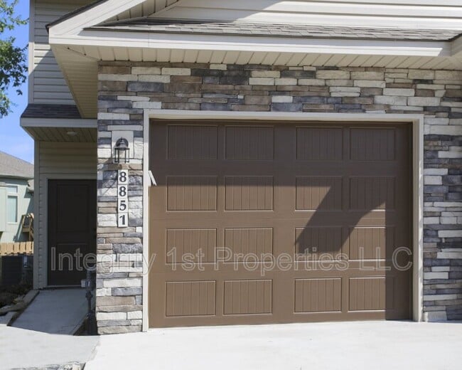 Building Photo - 5902 NW 88th St