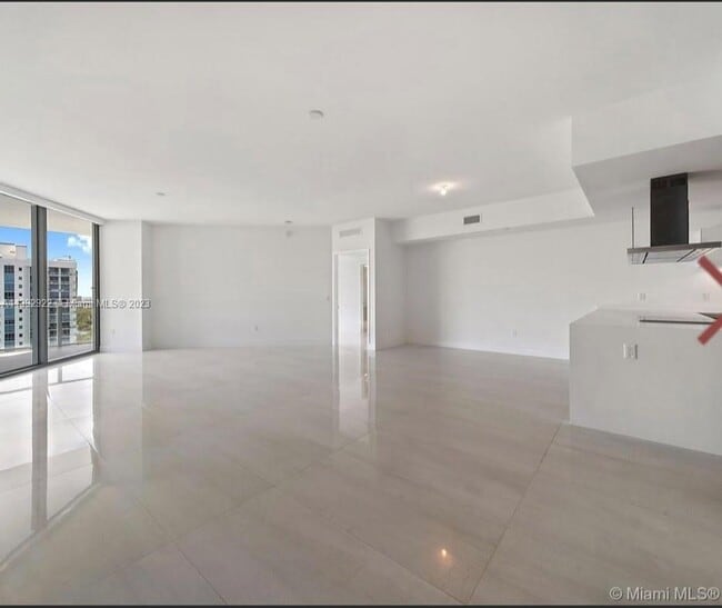 Building Photo - 17301 Biscayne Blvd