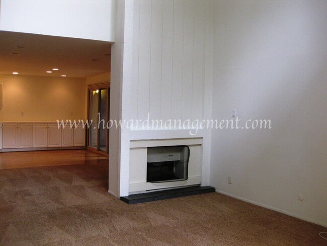 Foto del edificio - 4605 Maytime Ln