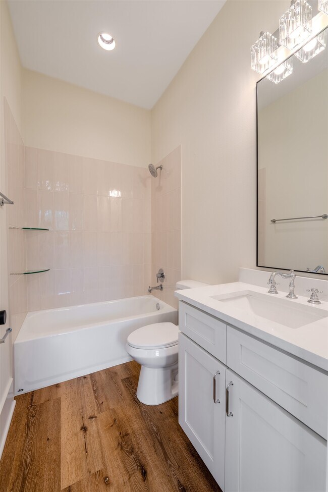 Foto del edificio - 637 E Seaboard St