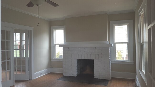 Foto del edificio - 4 Bedroom in Wesley Heights