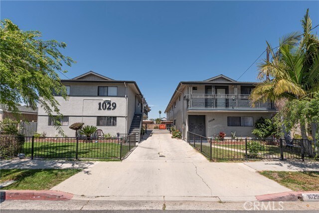 Building Photo - 1029 W 161st St