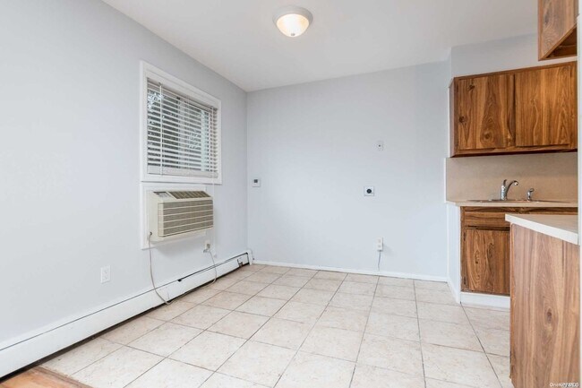 Foto del edificio - 257 N Newbridge Rd