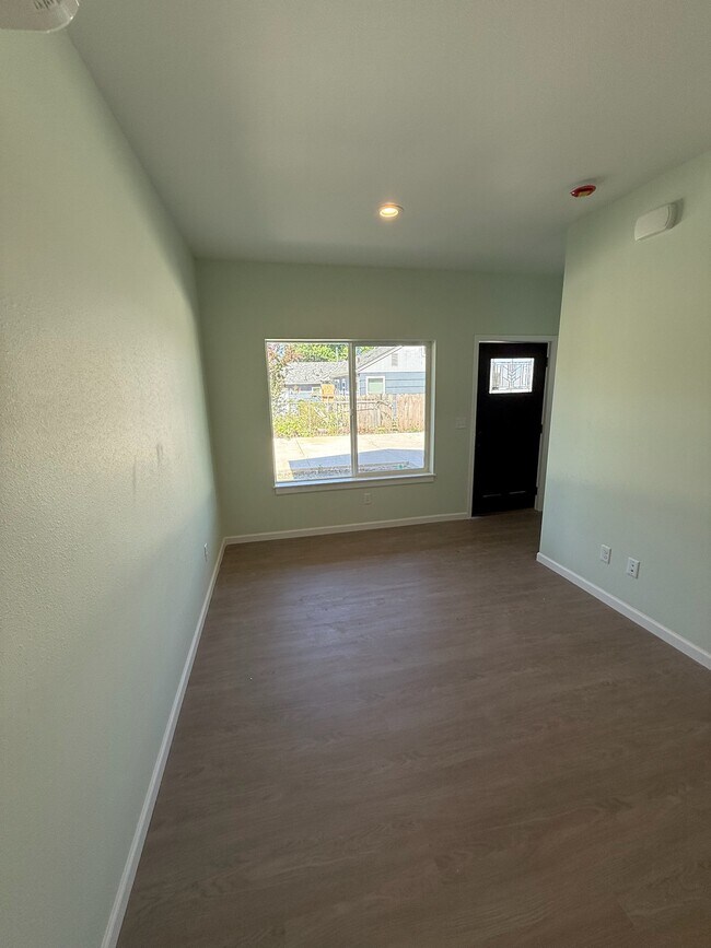 Foto del edificio - 4144 Avalon St