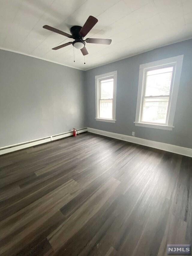 Foto del edificio - 289 Parker Ave