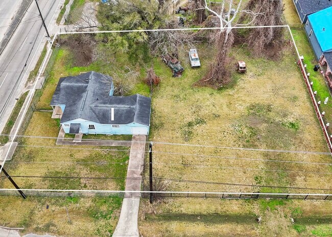 Building Photo - 7502 Ley Rd